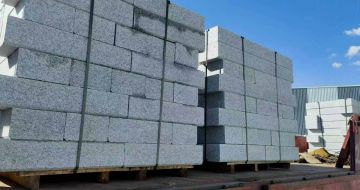 东营 路沿石装车出货