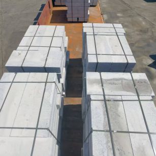 东营 路沿石装车出货