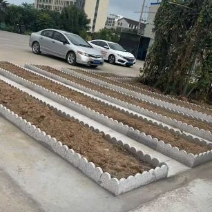 东营 花边石、花围石、花园石安装效果