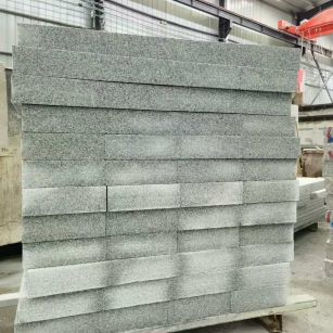 东营 芝麻白10公分300*600广场地铺，A料定制，尺寸标准，厚薄均匀