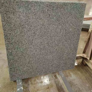 东营 芝麻白光面900*900，高地铁标准