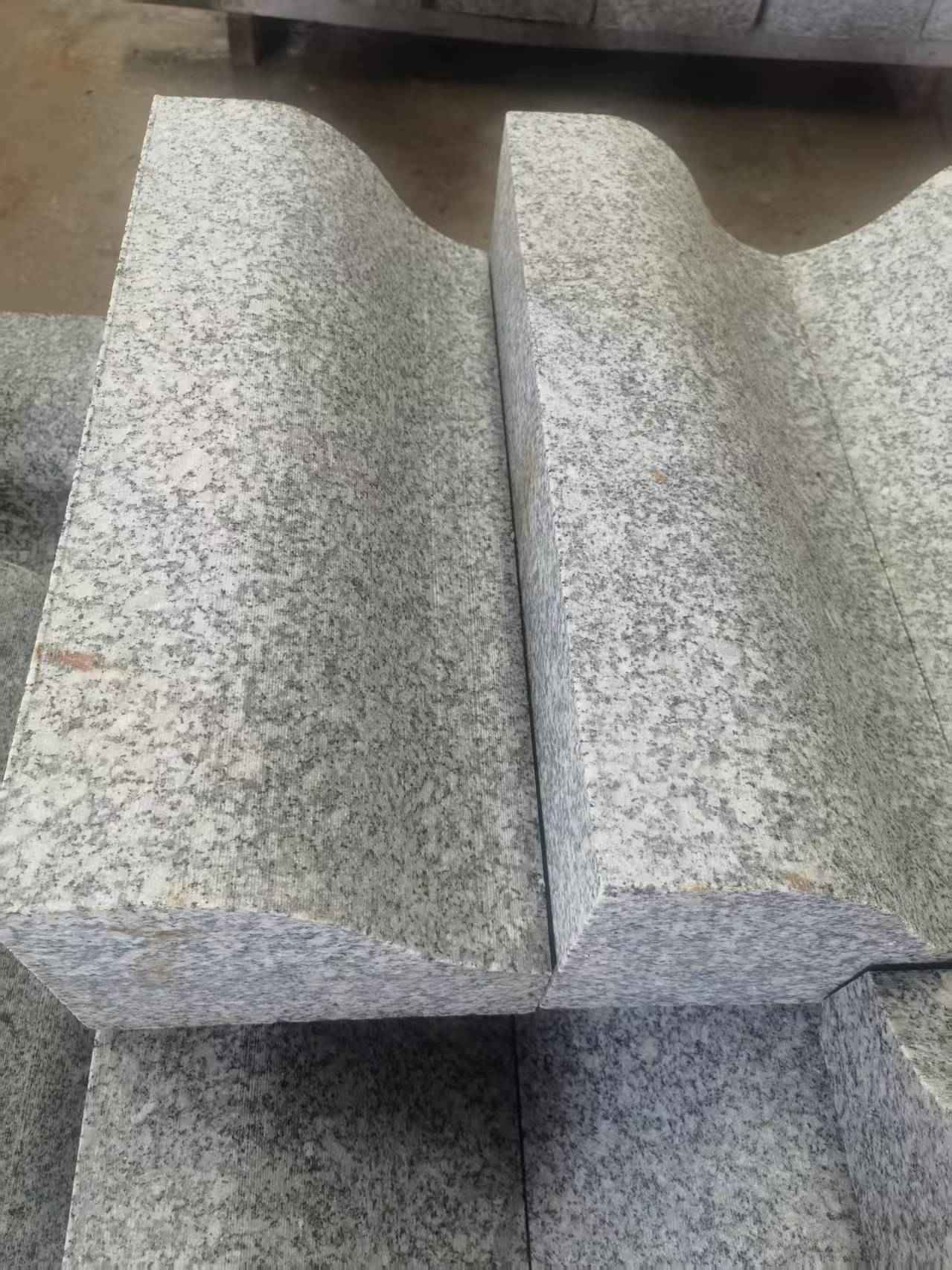 东营芙蓉白S型拉丝面路沿石
