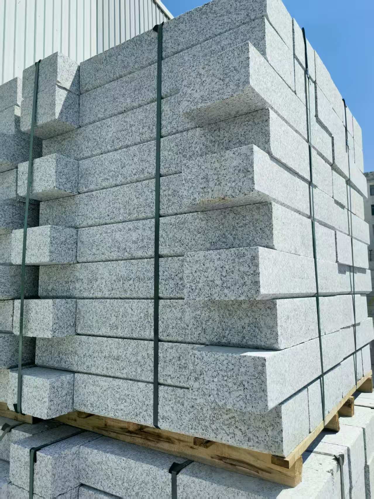 东营 路沿石颜色均匀、尺寸标准