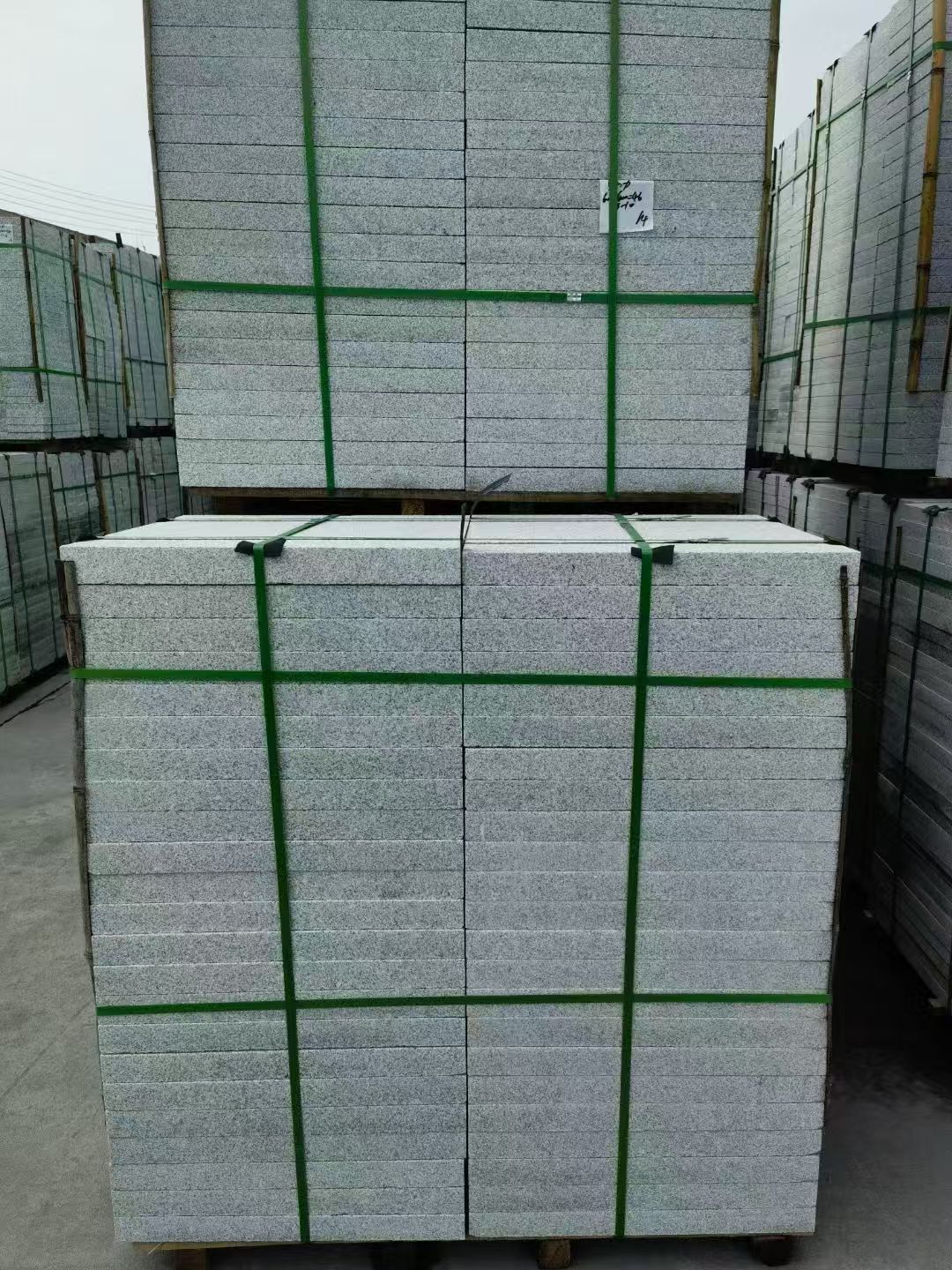 东营 火烧面地铺石，街道广场园林市政工程板，1.8~5.0厚均有现货